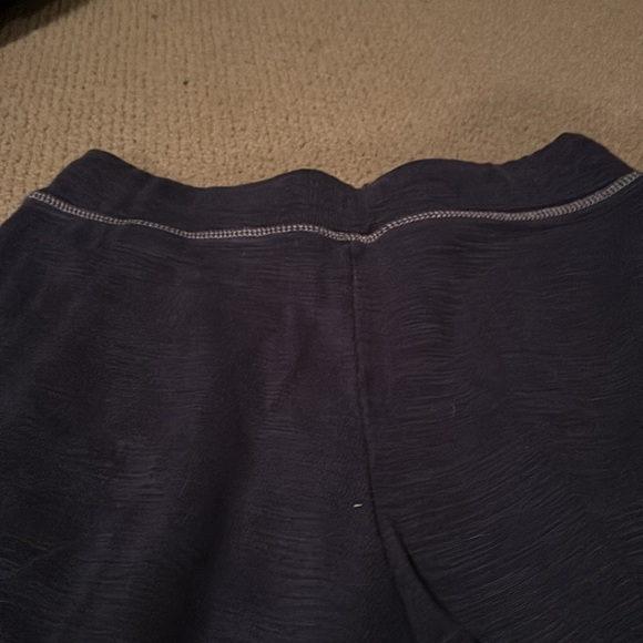 Tommy Bahama shorts - Picture 5 of 7